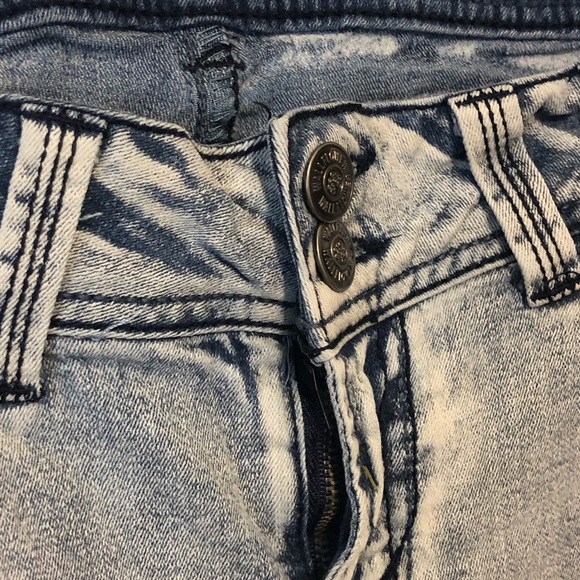 Wallflower jeans - size 11 (JUNIORS- not adult) - Picture 7 of 9